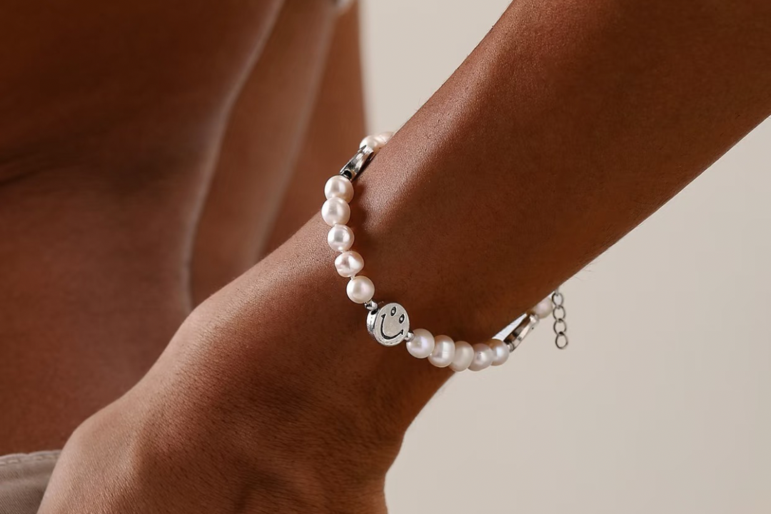 How to Style Bracelets: Tips for Everyday and Special Occasions