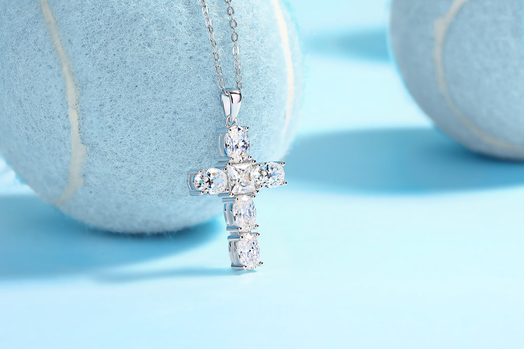 Soul Guidance Moissanite Cross Necklace