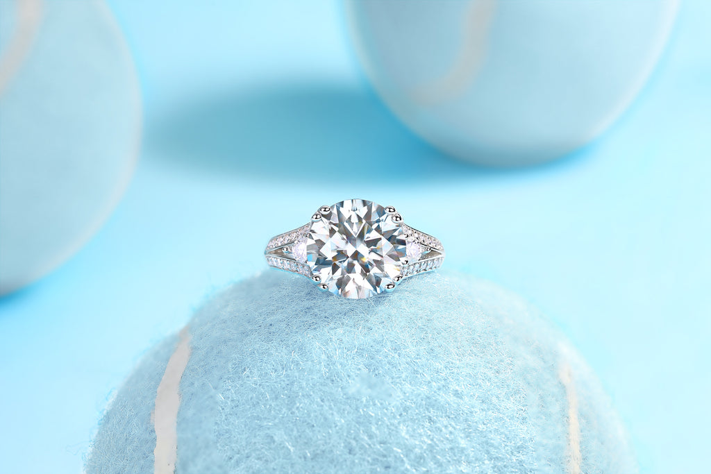 Elegant Three-Stone 5-Carat Moissanite Ring