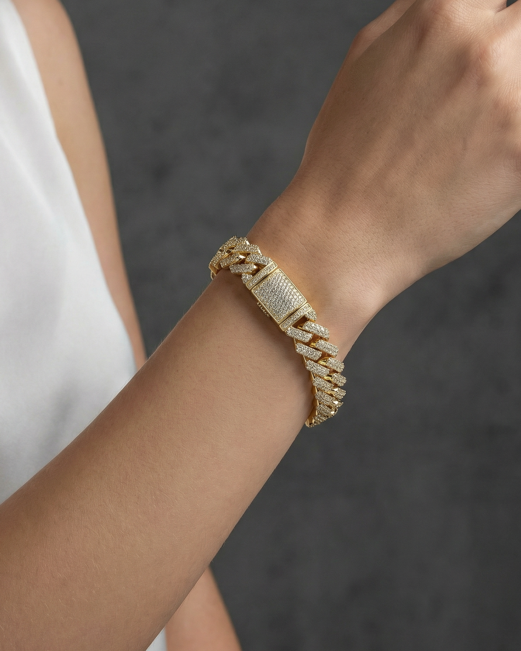 Keel Luxury Moissanite Cuban Bracelet
