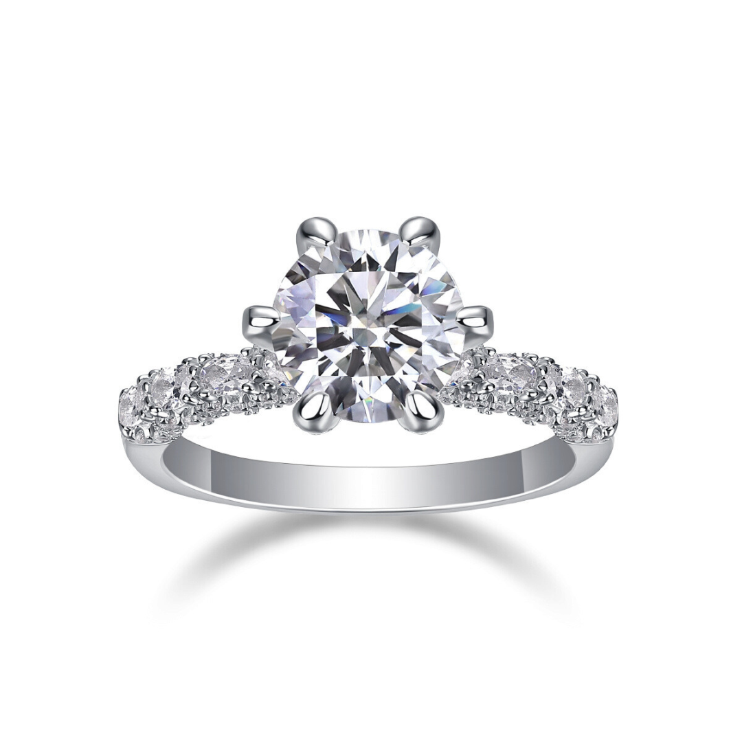 Round Brilliant Moissanite Ring