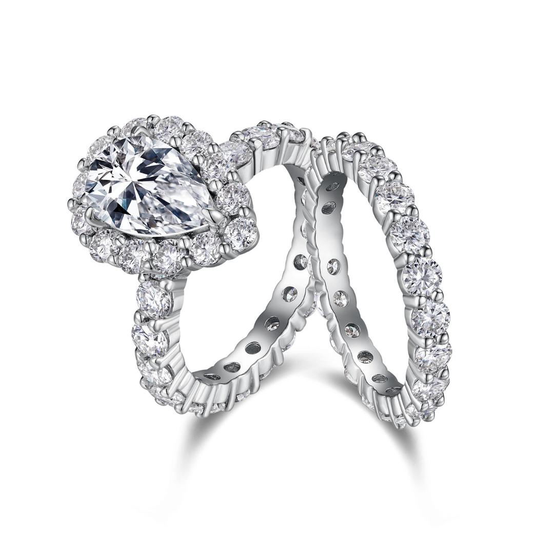 Dewdrop Moissanite Ring Set