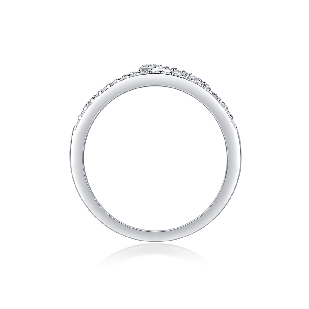 Crown Diamond Ring Luxury And Stylish Moissanite Silver Ring