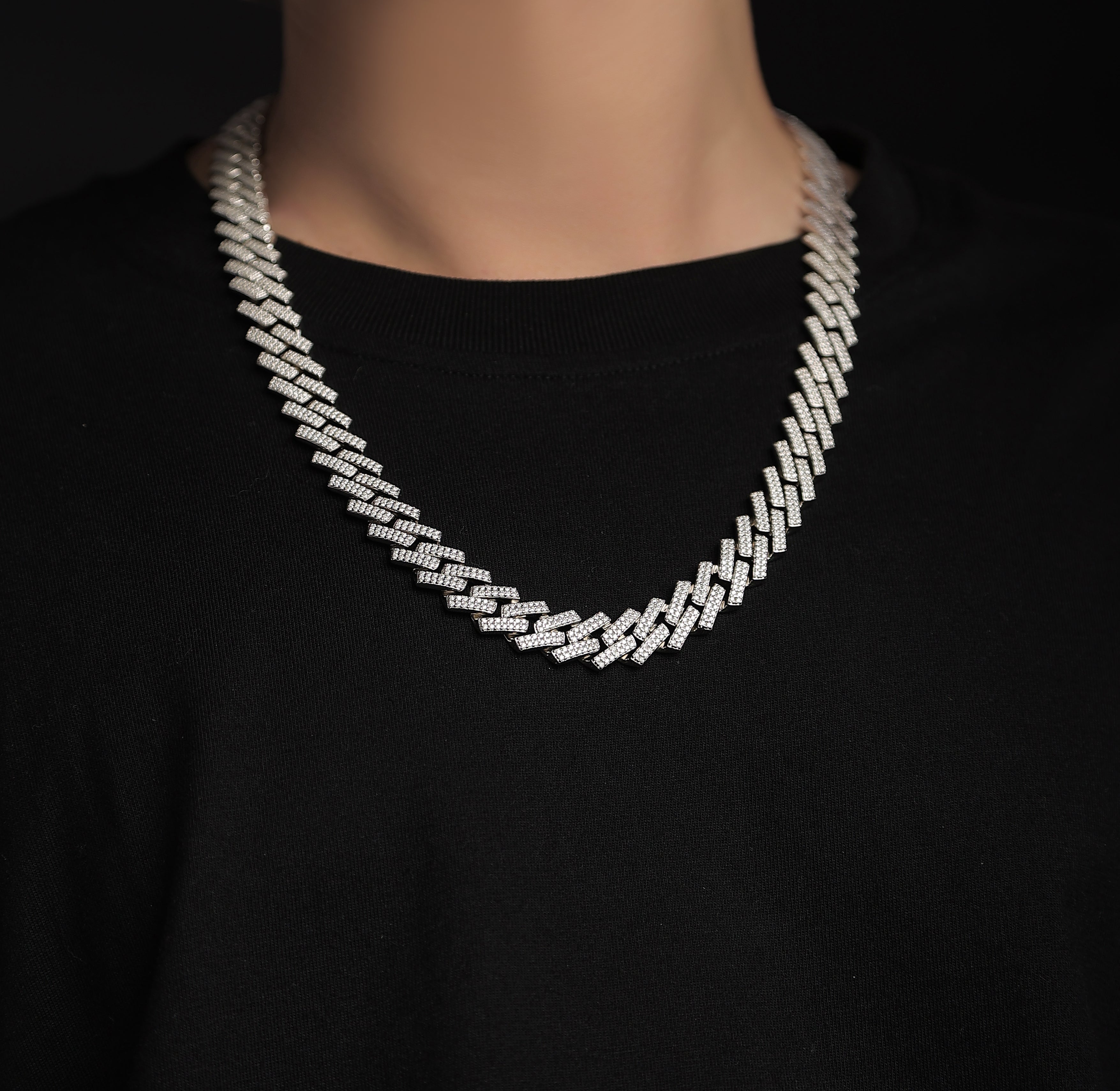 Luxury Moissanite Cuban Necklace