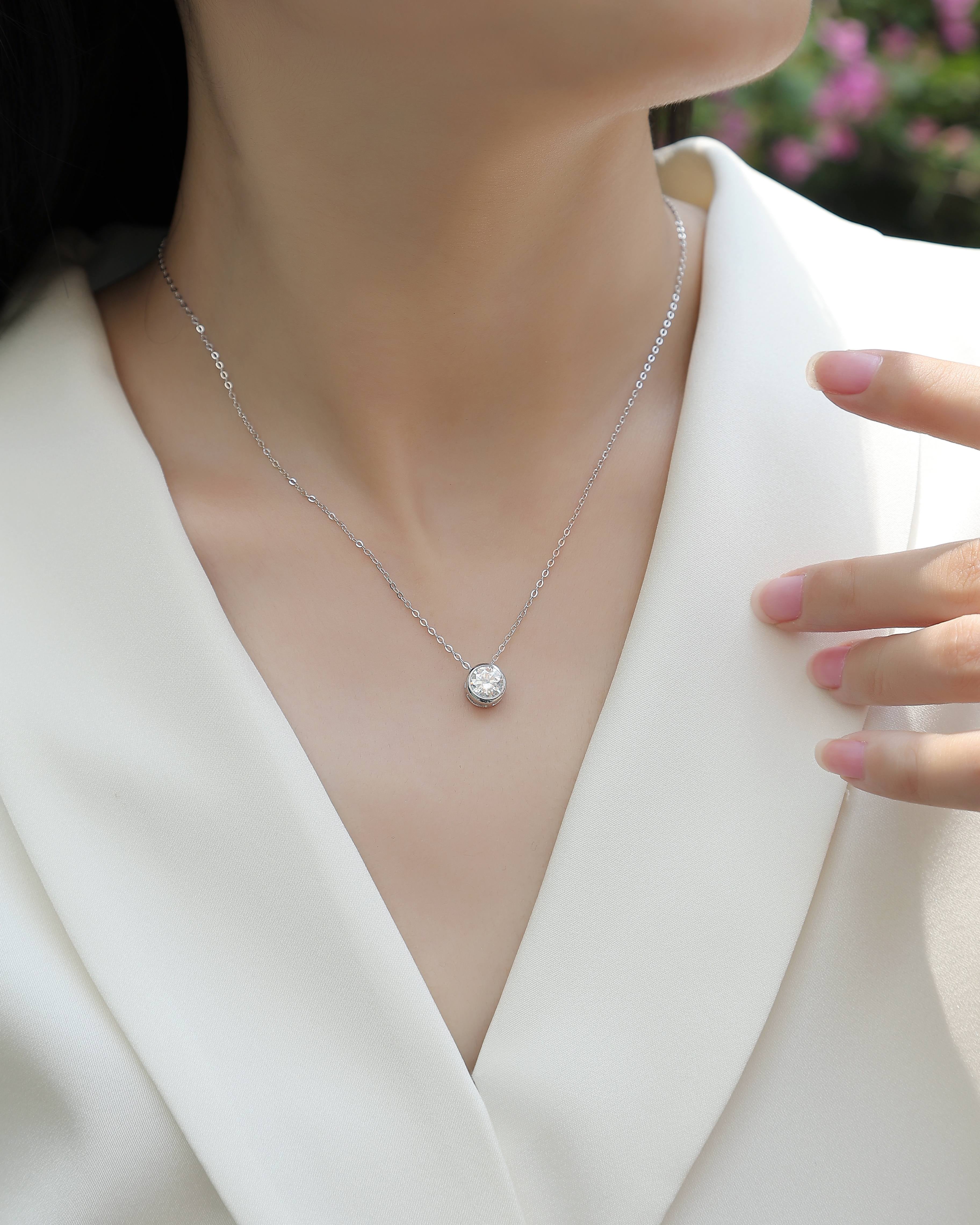 1ct Moissanite Pendant Necklace