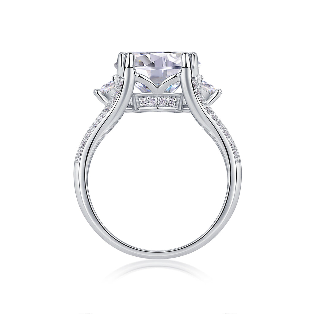 Elegant Three-Stone 5-Carat Moissanite Ring