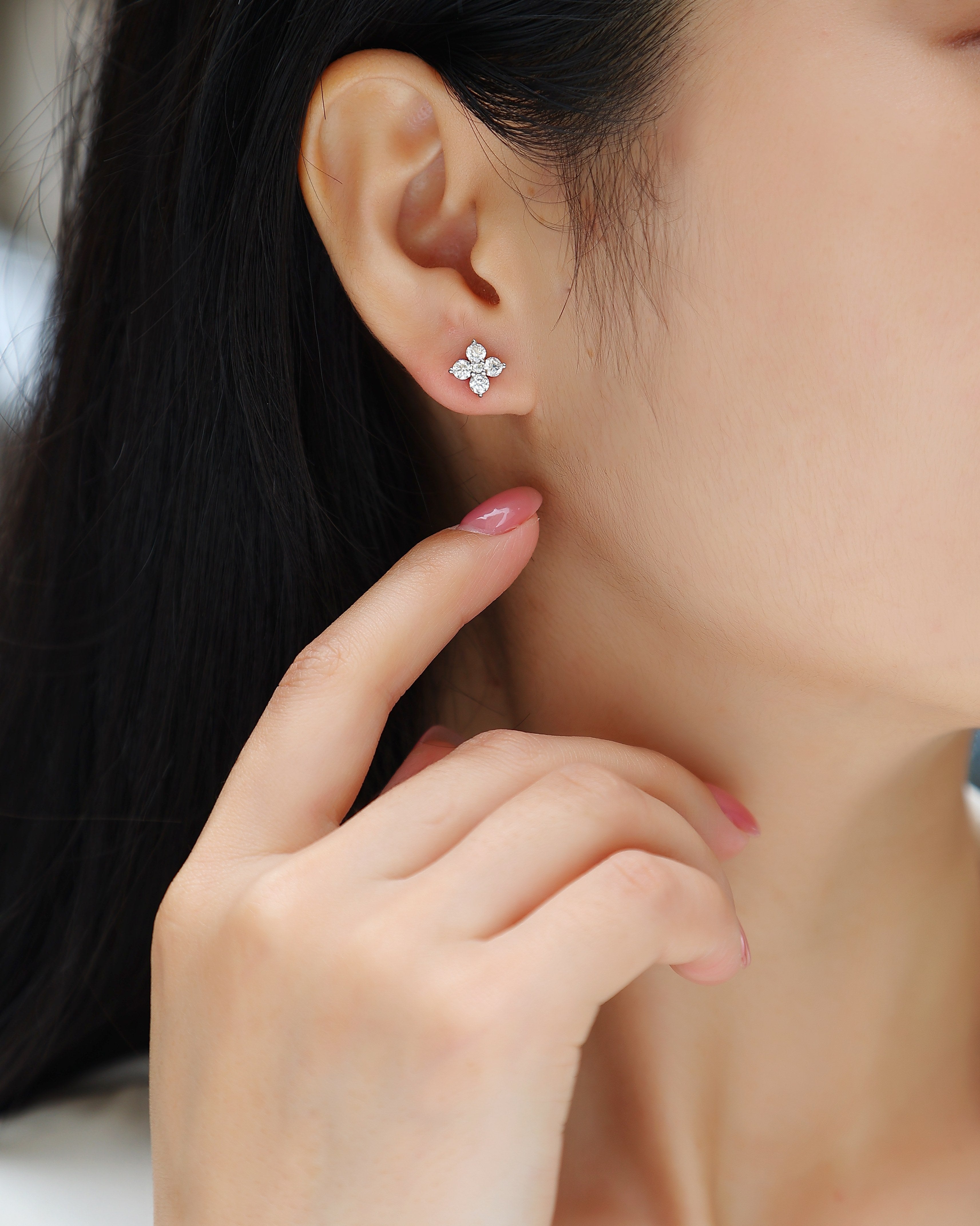 French Clover Moissanite Stud Earrings