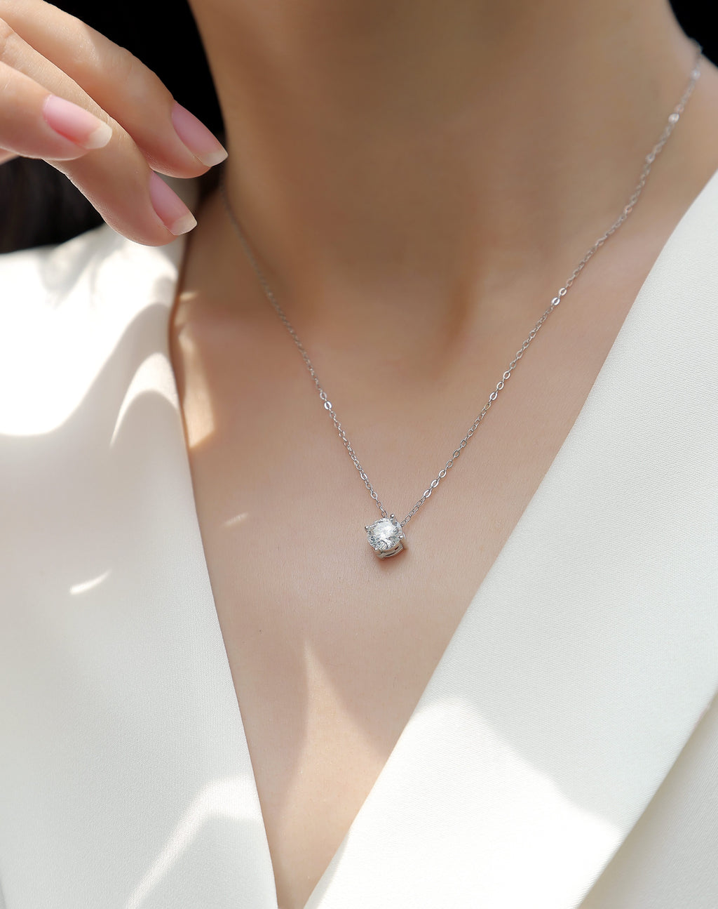 True Heart 1 Carat Moissanite Solitaire Necklace