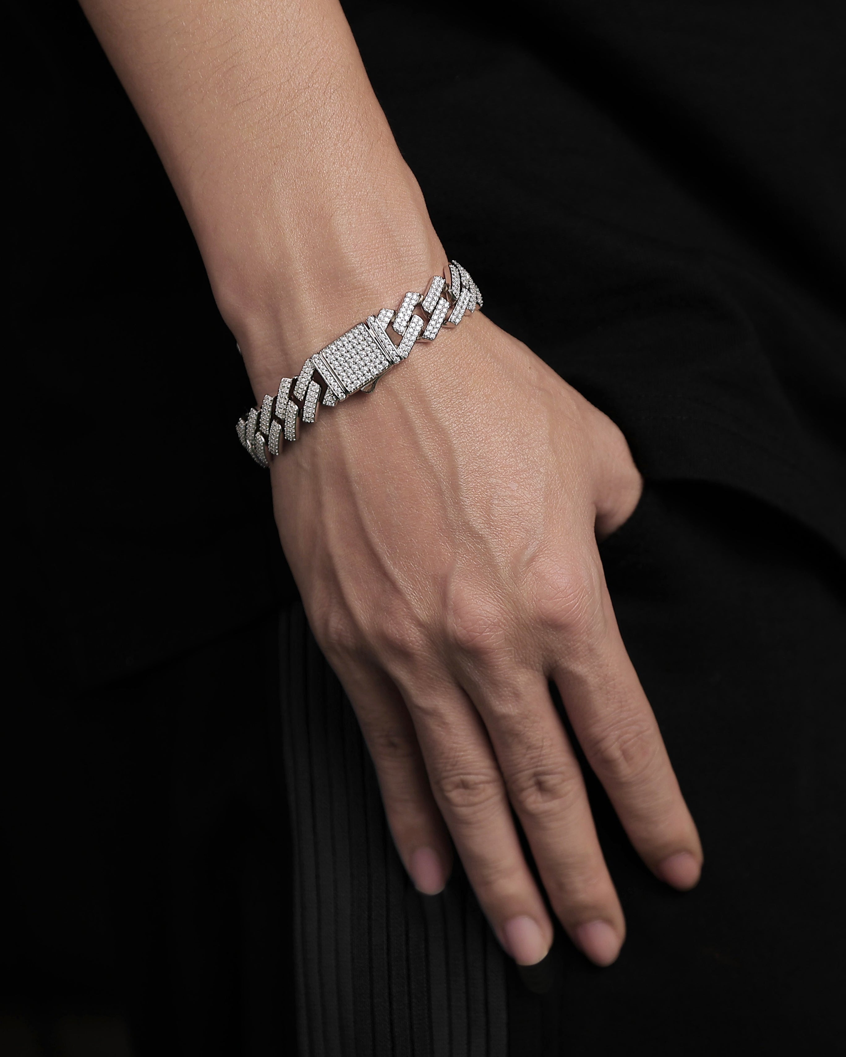 Keel Luxury Moissanite Cuban Bracelet