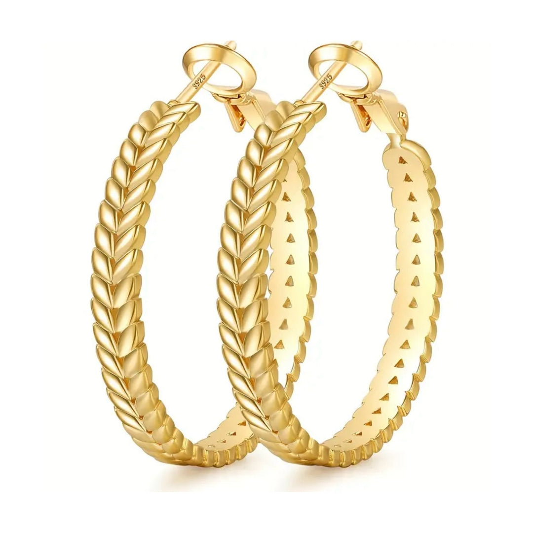 Leaf Shine Hoop Earrings
