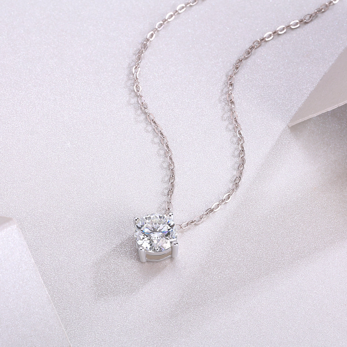 True Heart 1 Carat Moissanite Solitaire Necklace