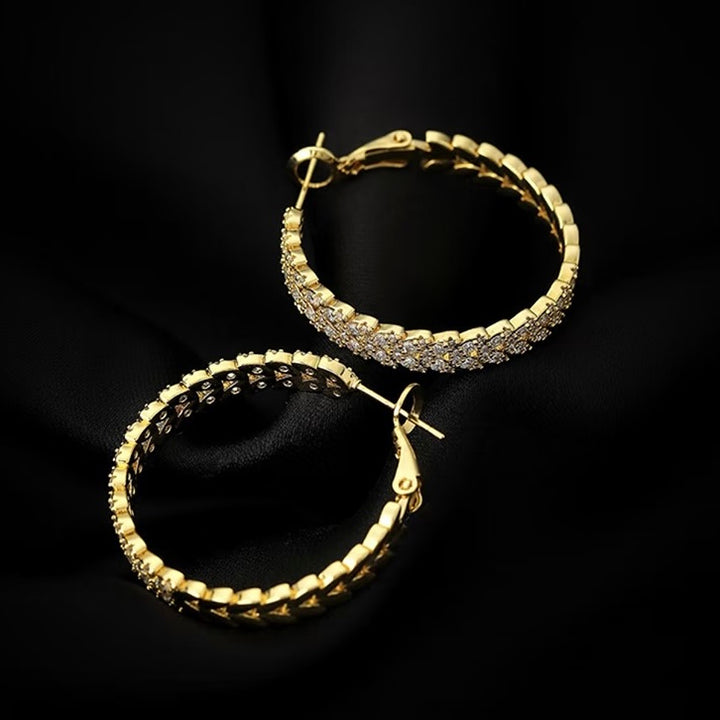 Leaf Shine Hoop Earrings