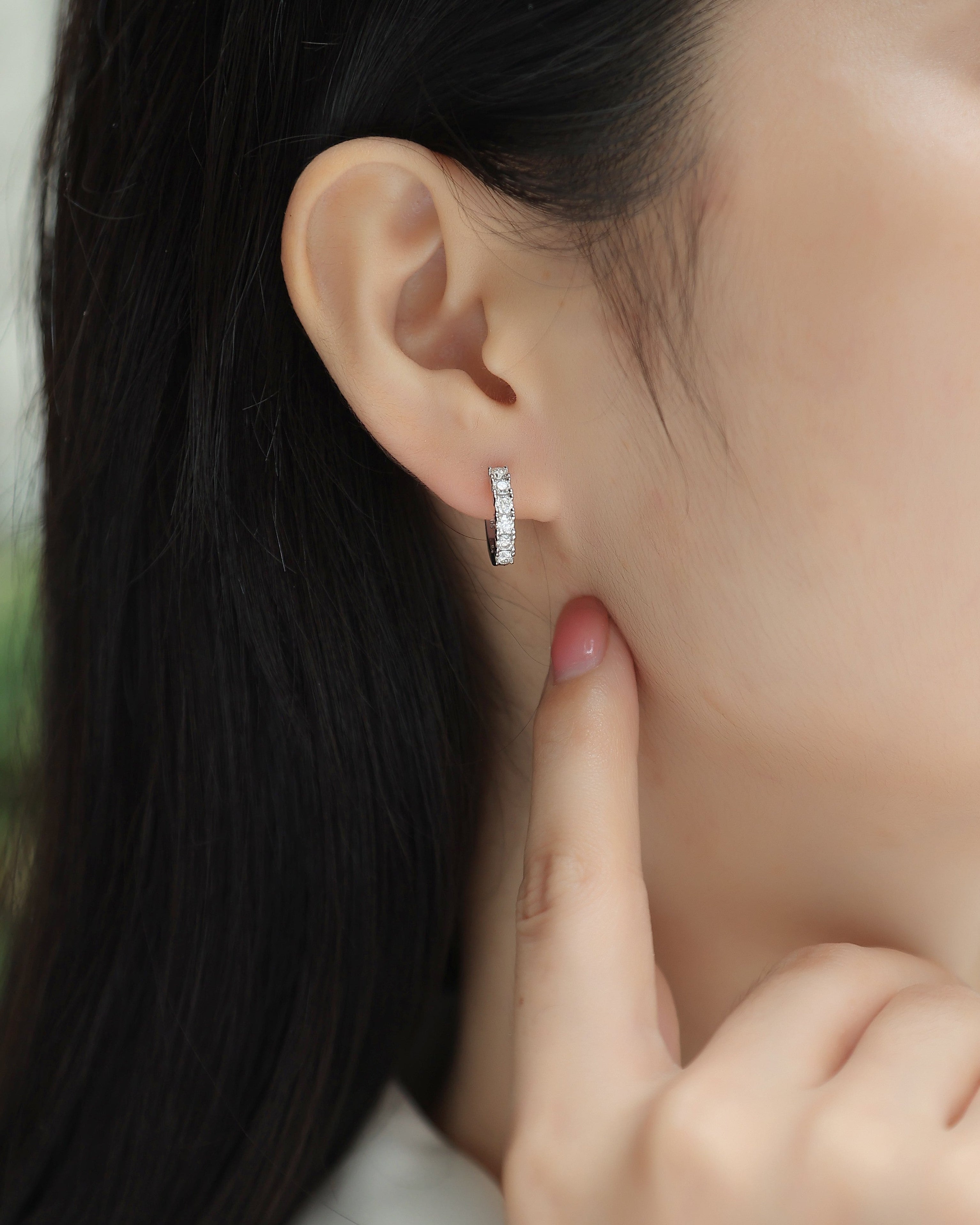 Classic Brilliant Moissanite Huggie Earrings