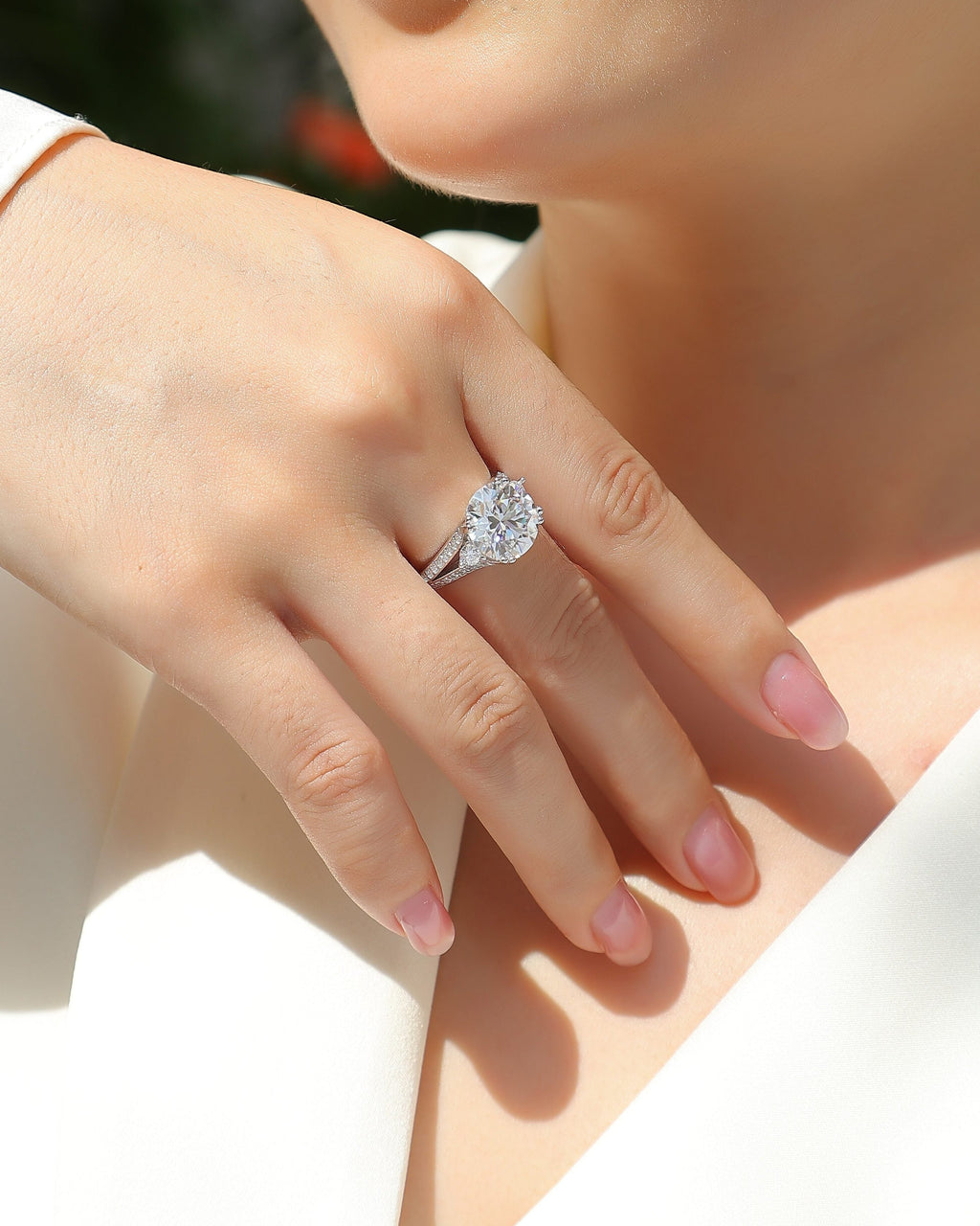 Elegant Three-Stone 5-Carat Moissanite Ring