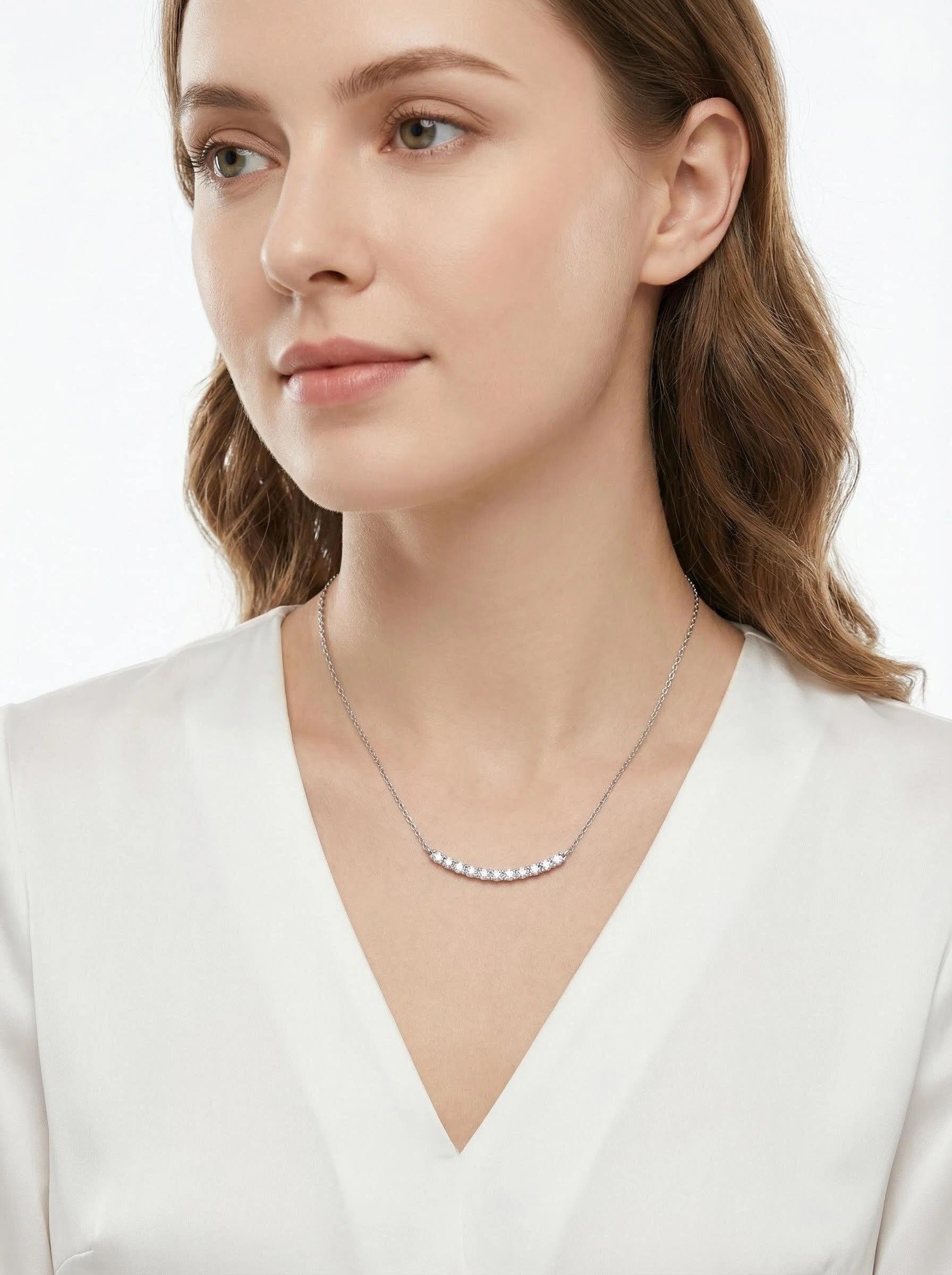 Pavé Moissanite Curve Necklace