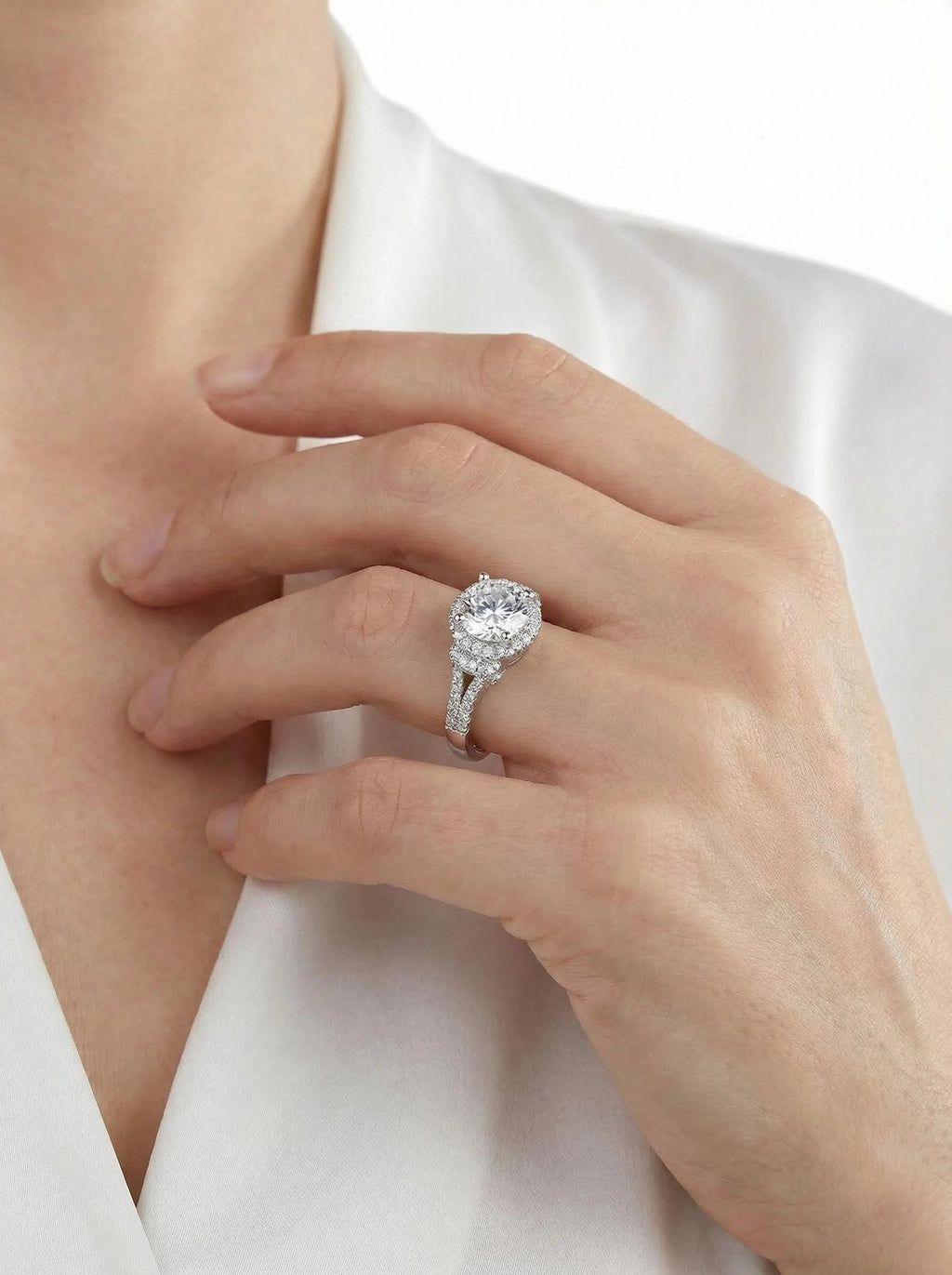 Round Halo Moissanite Ring