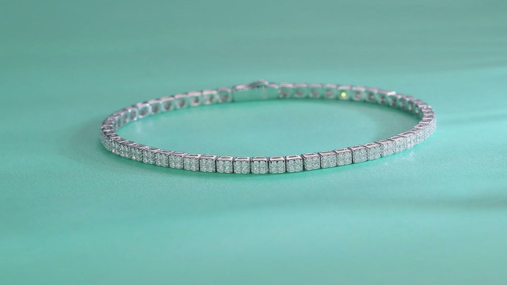 Piano Poet Square-Cut Moissanite Tennis Bracelet