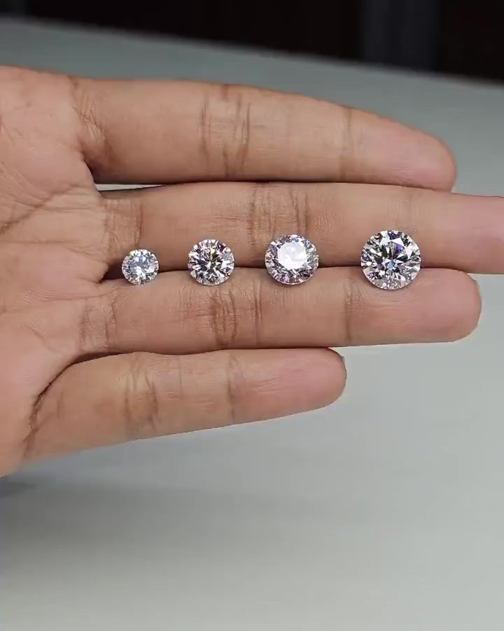 Breeze Dance™ Moissanite Solitaire Necklace