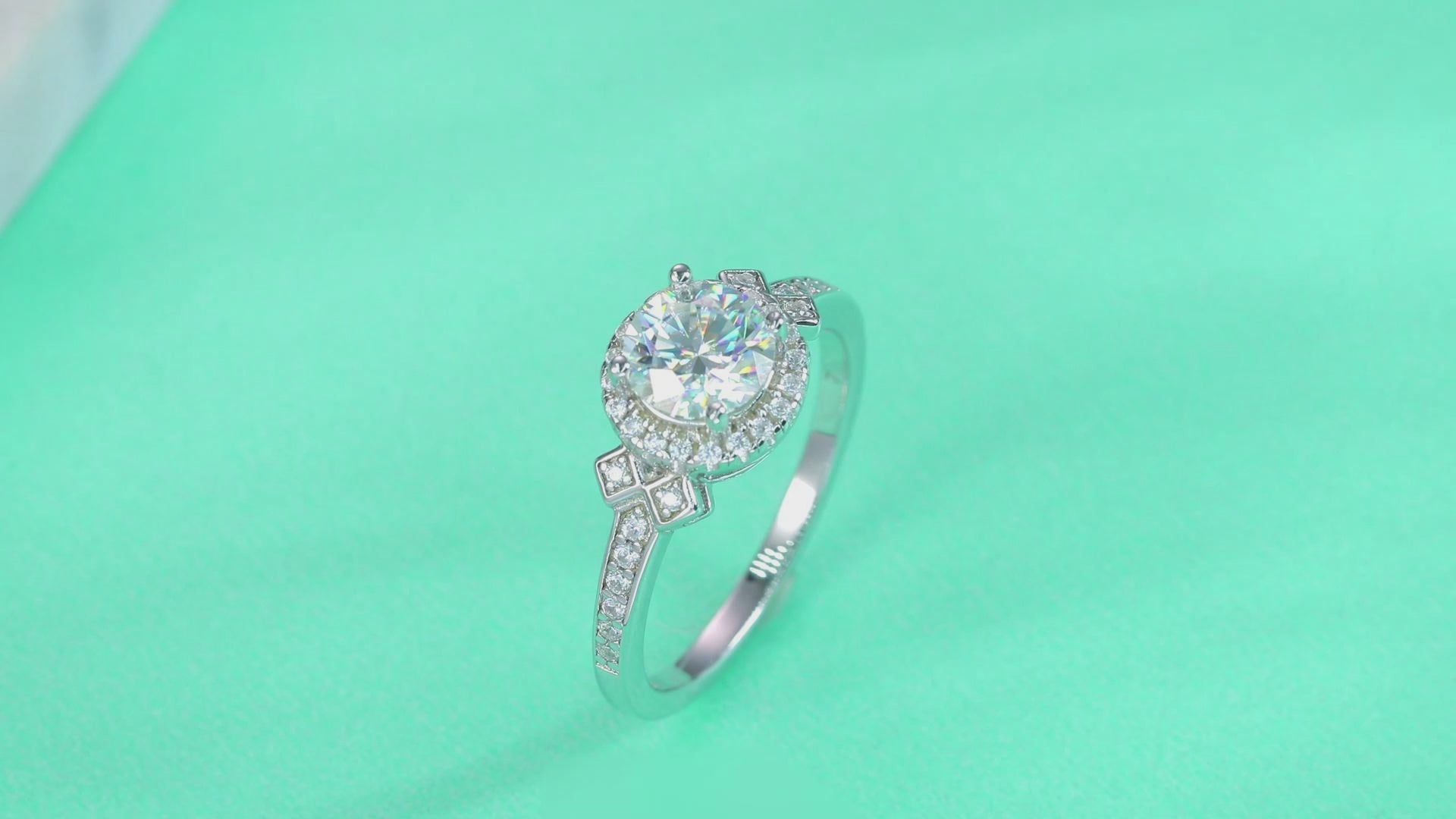 Round Halo Moissanite Ring