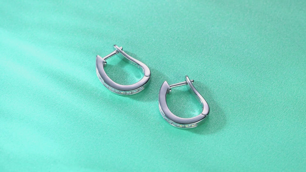 Linear Pavé Moissanite Huggie Earrings